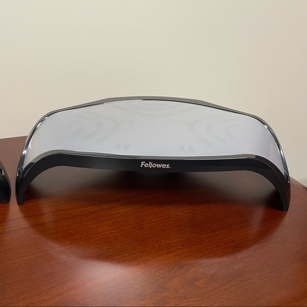 Fellowes Smart Suites Corner Monitor Riser